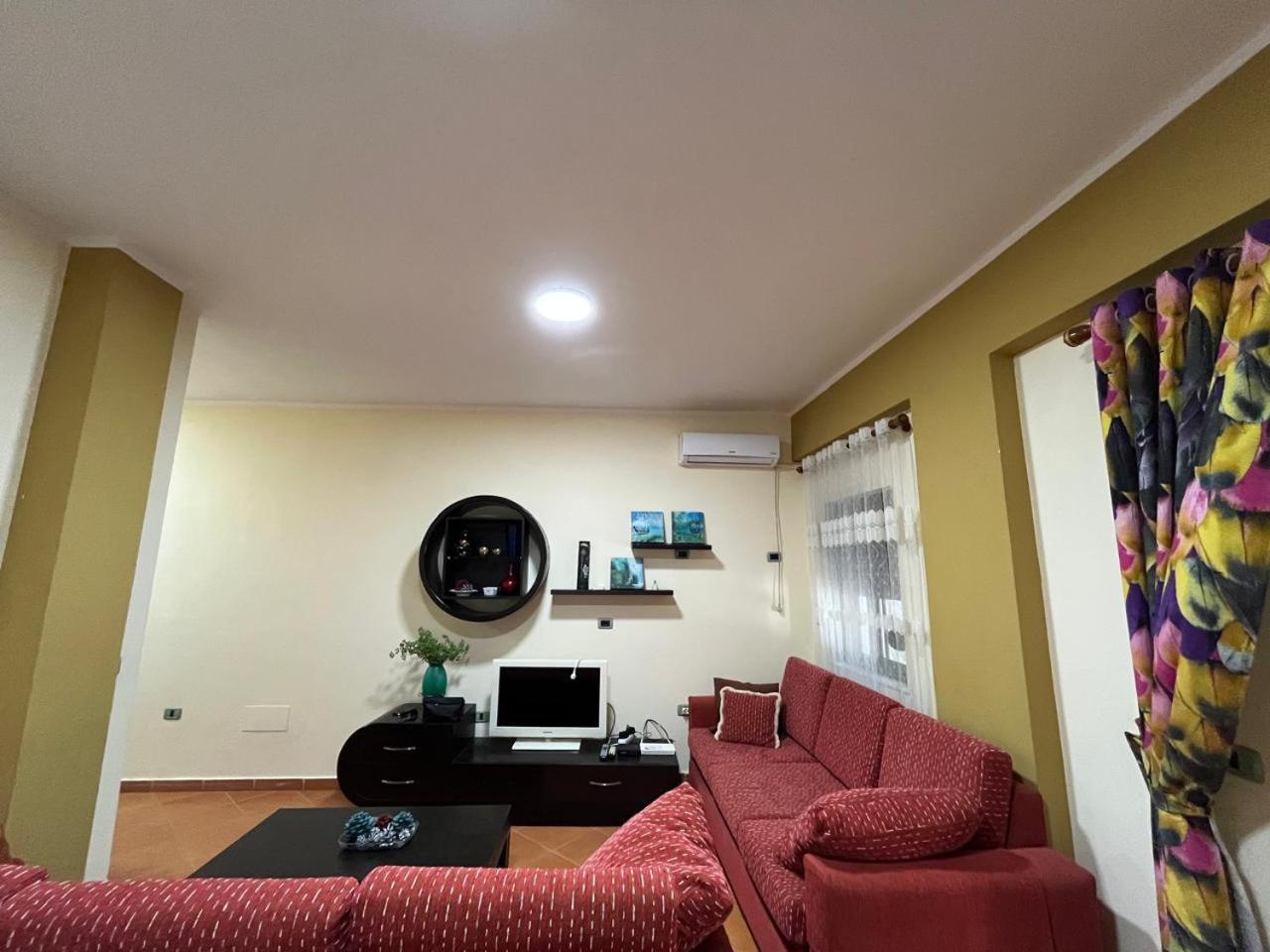 Sea View Apartment, Golem, Mali I Robit